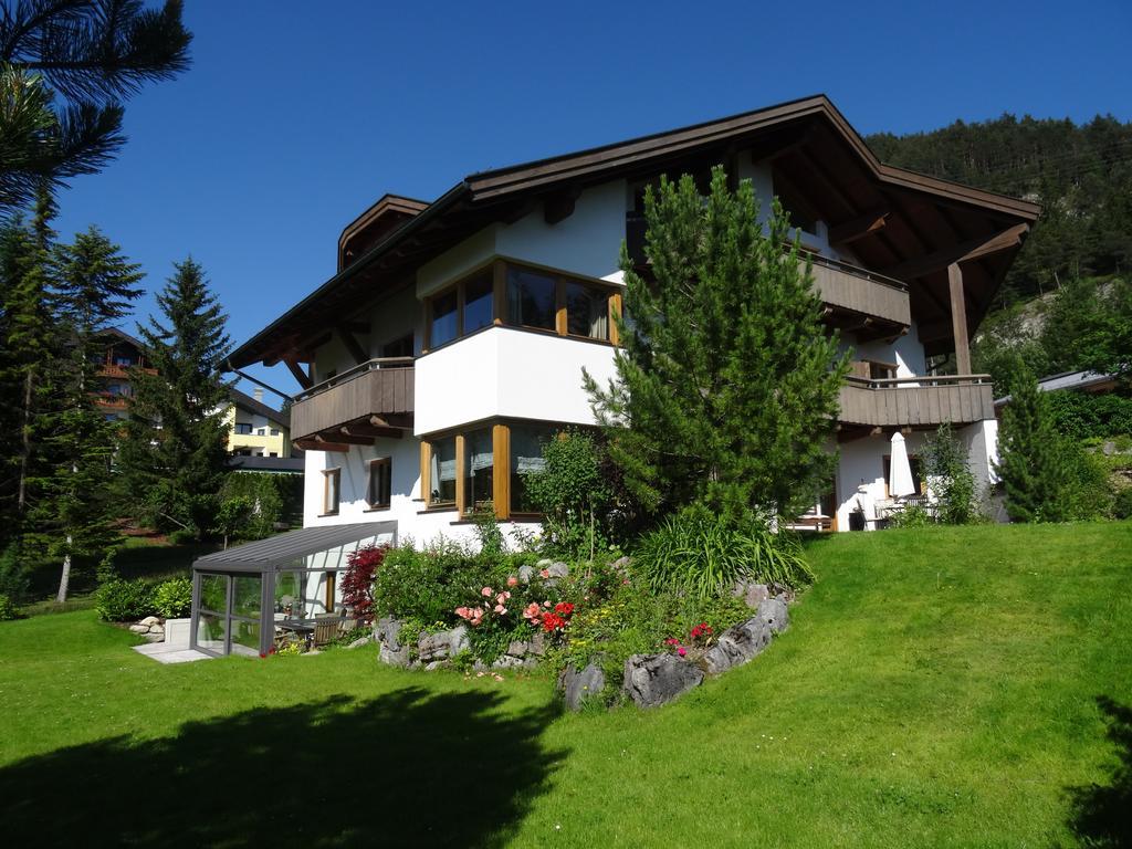 Appartementhaus St. Martin Seefeld in Tirol Zimmer foto